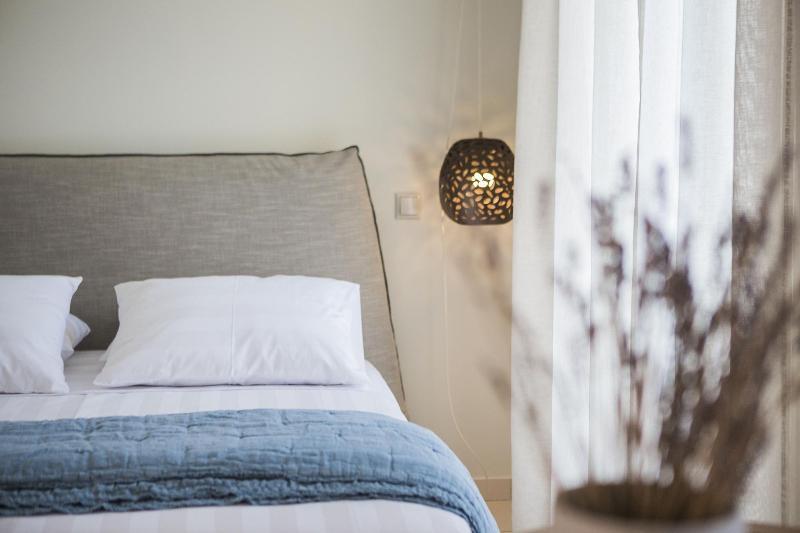 Argostoli Marina Suites Екстериор снимка