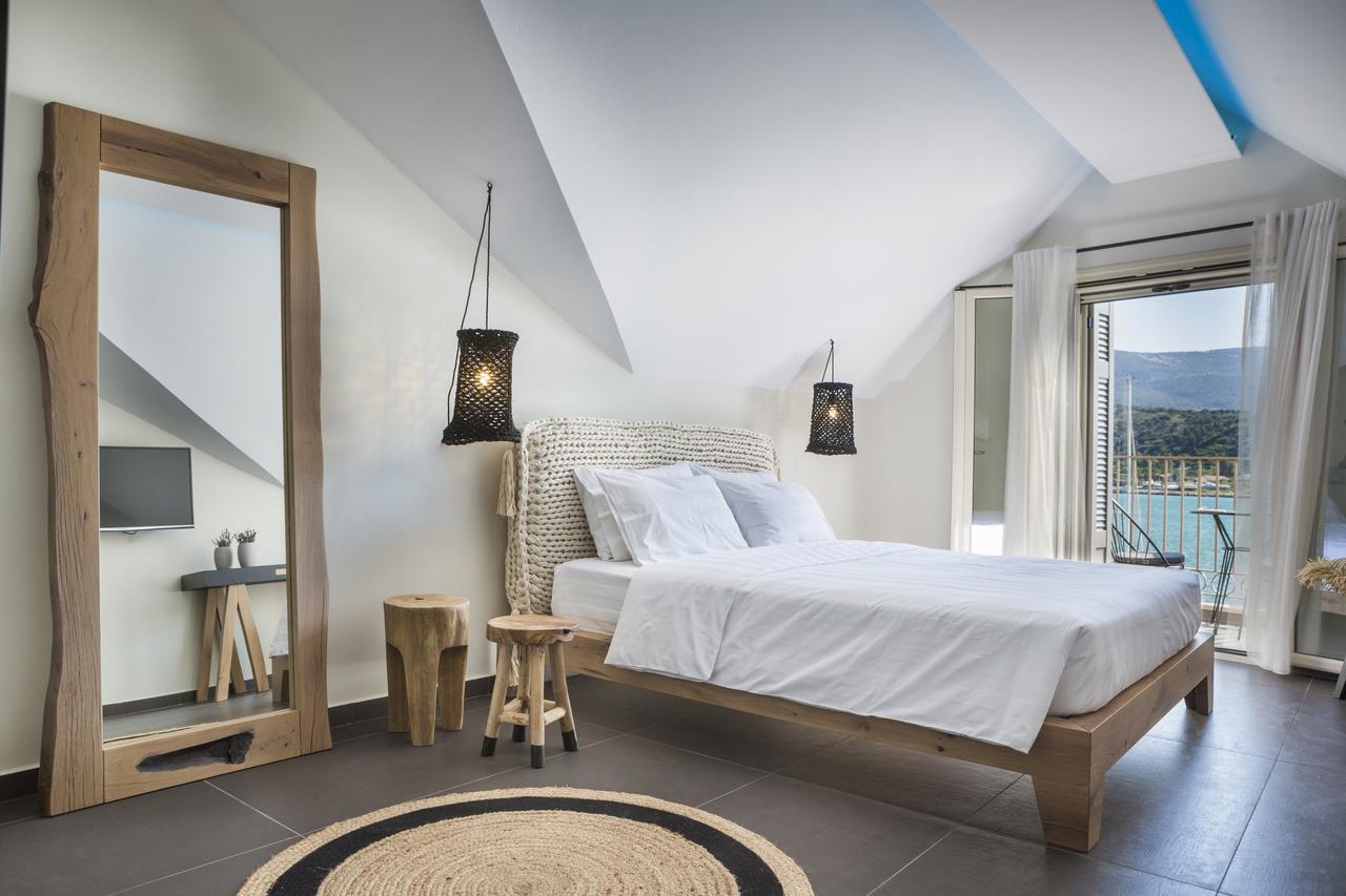 Argostoli Marina Suites Екстериор снимка